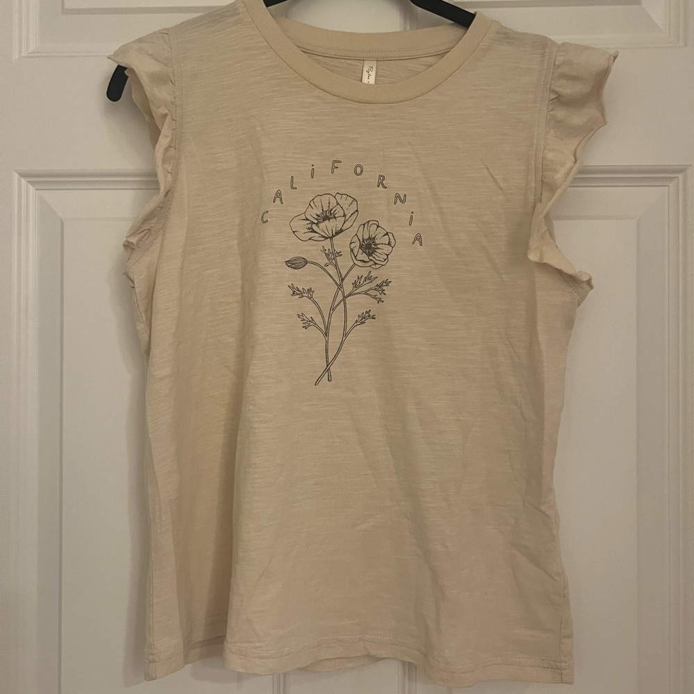 Rylee + Cru Cream California Floral Graphic Tank Top Ruffle Sleeve Women’s XS